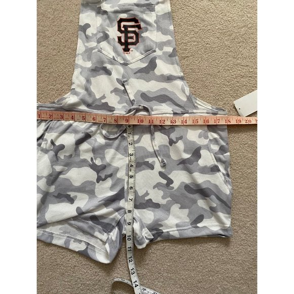 San Francisco Giants Camo Shorts - Picture 3 of 5